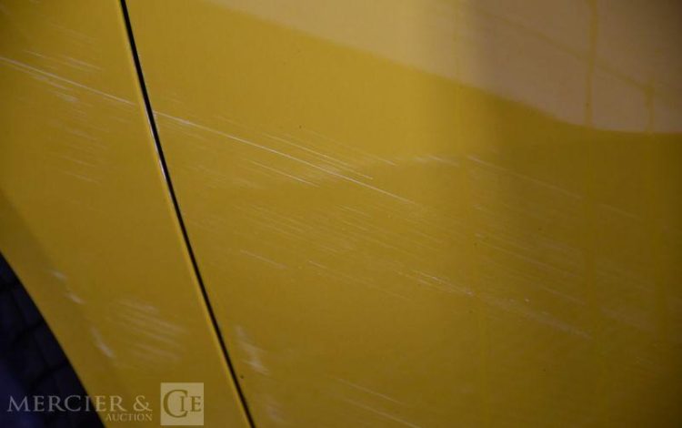PEUGEOT 208 1.2 PURETECH 75ch STYLE JAUNE GR-066-ZF