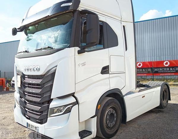 IVECO S WAY AS44S 480 CH – PTRA : 44 TONNES – DIESEL – 132116 KMS – ANNEE 2021 BLANC GR-311-WB