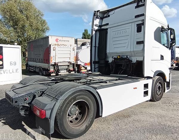 IVECO S WAY AS44S 480 CH – PTRA : 44 TONNES – DIESEL – 132116 KMS – ANNEE 2021 BLANC GR-311-WB