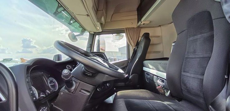 IVECO S WAY AS44S 480 CH – PTRA : 44 TONNES – DIESEL – 132116 KMS – ANNEE 2021 BLANC GR-311-WB