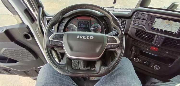 IVECO S WAY AS44S 480 CH – PTRA : 44 TONNES – DIESEL – 132116 KMS – ANNEE 2021 BLANC GR-311-WB