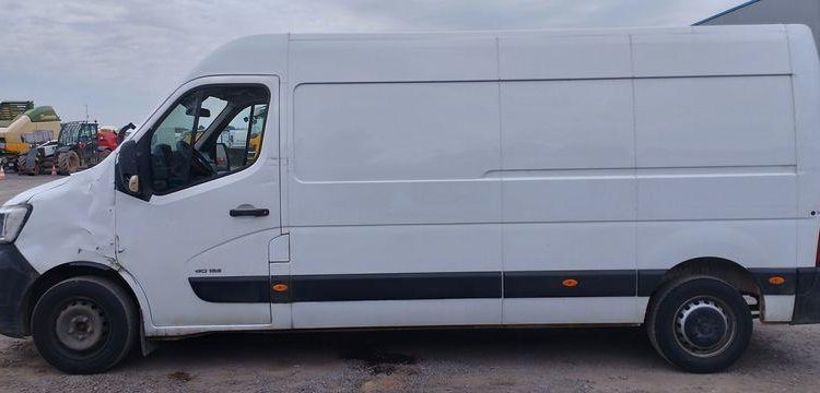 RENAULT MASTER 3 L3H2 2,3DCI 16V 150 CV – DIESEL – 113771 KMS – ANNEE 2023 BLANC GT-142-JY
