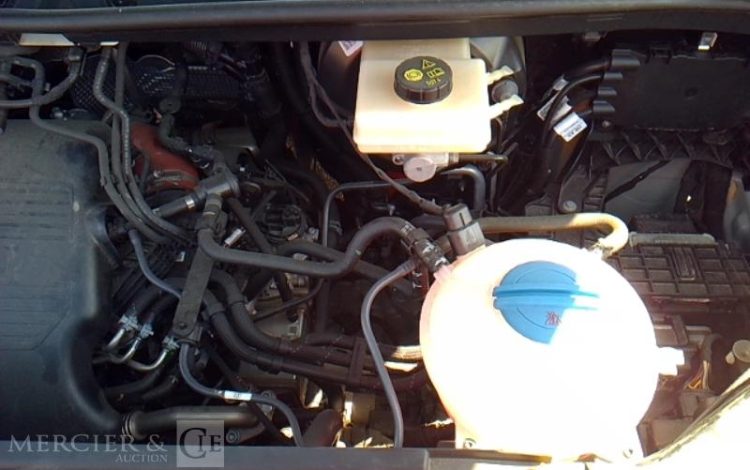 VOLKSWAGEN CRAFTER VAN 3T5 TDI 177CV AMBULANCE BLANC GT-966-QE