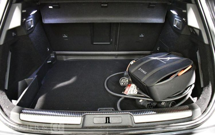 DS DS7 e-TENSE 225 PERFORMANCE LINE + EAT 4×2 GRIS GW-421-YW