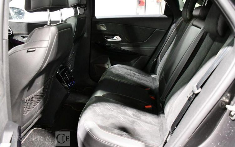 DS DS7 e-TENSE 225 PERFORMANCE LINE + EAT 4×2 GRIS GW-421-YW