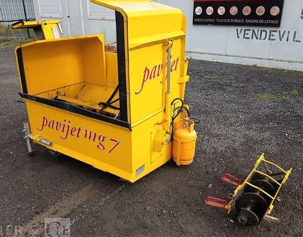 MALAVASI MINI FINISSEUR ROUTIER PAVIJET MG7 A TRAJET AVANT  MG723