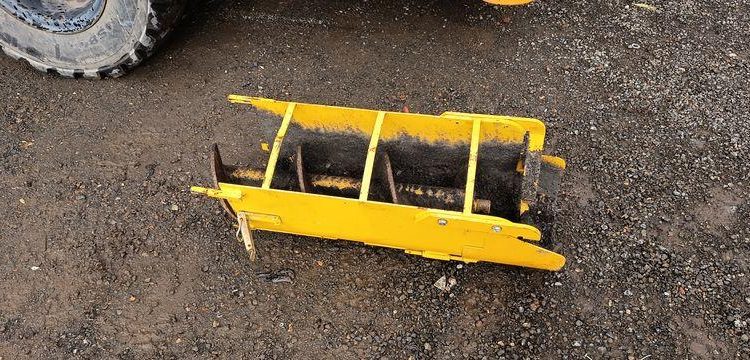 MALAVASI MINI FINISSEUR ROUTIER PAVIJET MG7 A TRAJET AVANT  MG723