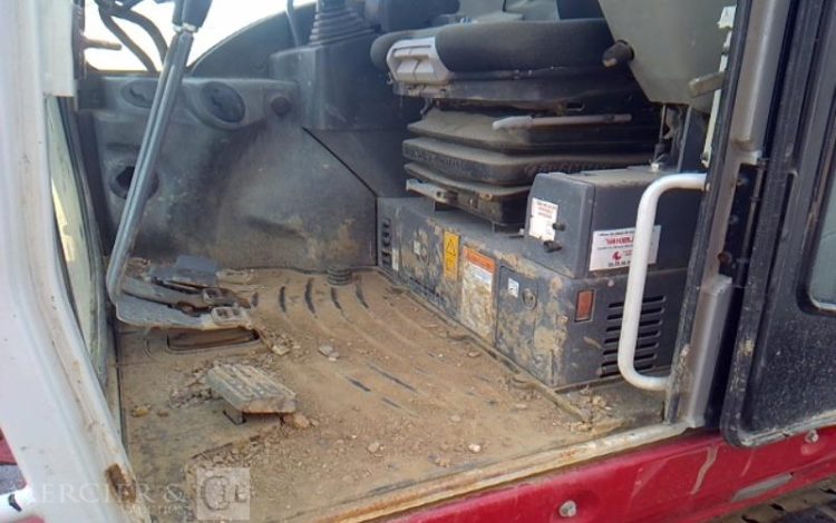 TAKEUCHI MINI PELLE TB 370  6T710 3308H AN2021 GRIS 1054
