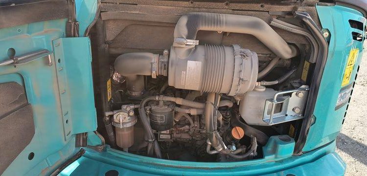KOBELCO MINIPELLE SK26SR-7 SUR CHENILLE DIESEL 2,6 TONNES  – 296 HEURES – ANNEE 2023  5016