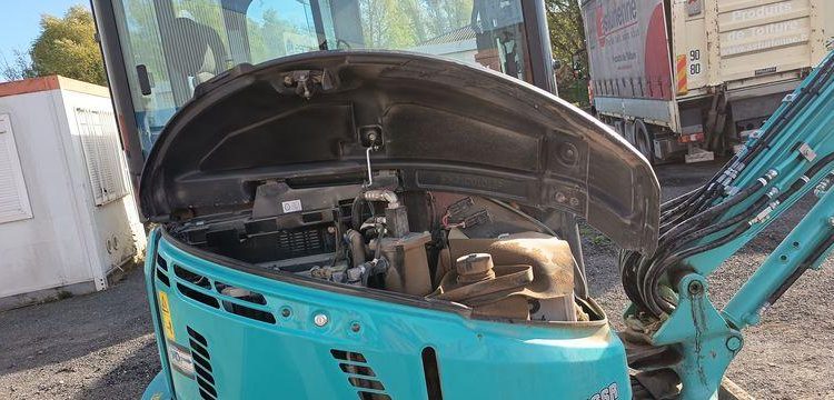 KOBELCO MINIPELLE SK26SR-7 SUR CHENILLE DIESEL 2,6 TONNES  – 296 HEURES – ANNEE 2023  5016
