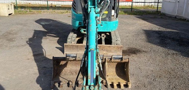 KOBELCO MINIPELLE SK26SR-7 SUR CHENILLE DIESEL 2,6 TONNES  – 296 HEURES – ANNEE 2023  5016