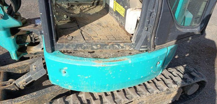 KOBELCO MINIPELLE SK26SR-7 SUR CHENILLE DIESEL 2,6 TONNES  – 296 HEURES – ANNEE 2023  5016