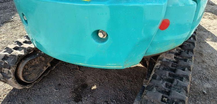 KOBELCO MINIPELLE SK26SR-7 SUR CHENILLE DIESEL 2,6 TONNES  – 296 HEURES – ANNEE 2023  5016
