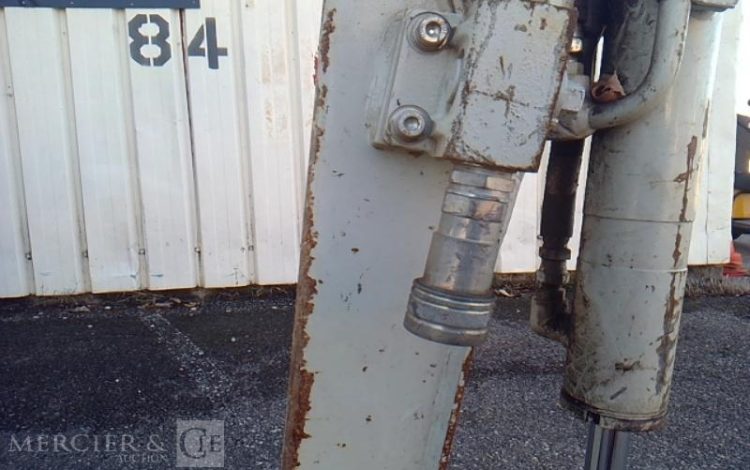TAKEUCHI MINI PELLE TB 210R 1T150 927H AN2021  6500