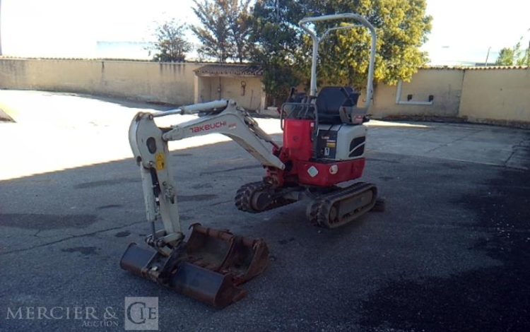 TAKEUCHI MINI PELLE TB 210R 1T150 927H AN2021  6500