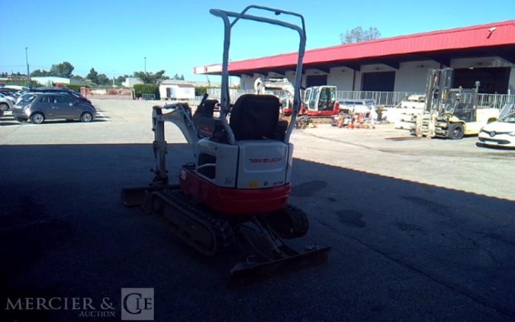 TAKEUCHI MINI PELLE TB 210R 1T150 927H AN2021  6500