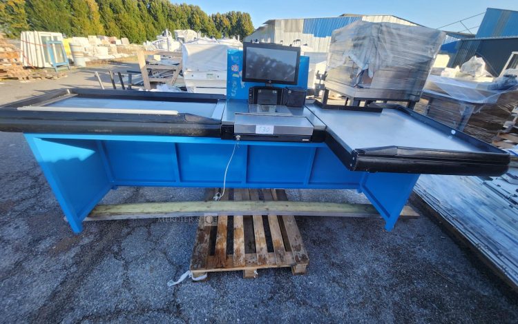 autre Comptoir de caisse professionnel de marque COP, équipé dun tapis roulant, écran  120