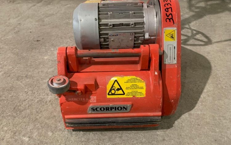 KUNZLE & TASIN SCORPION  18MAM82025