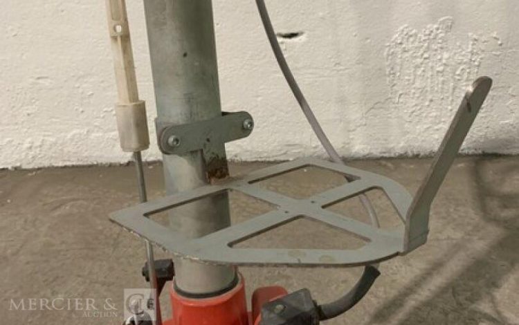 KUNZLE & TASIN SCORPION  18MAM82025