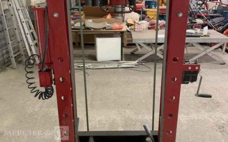 SOTRAC TY50001  8MAM82025