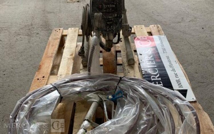 TITAN 400  AIR011370