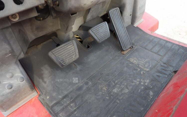 NISSAN UD02A25PO  50250254