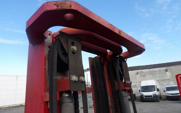 NISSAN UD02A25PO  50250254