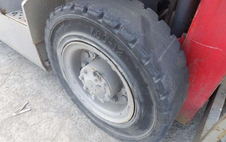 NISSAN UD02A25PO  50250254