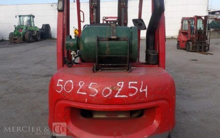 NISSAN UD02A25PO  50250254