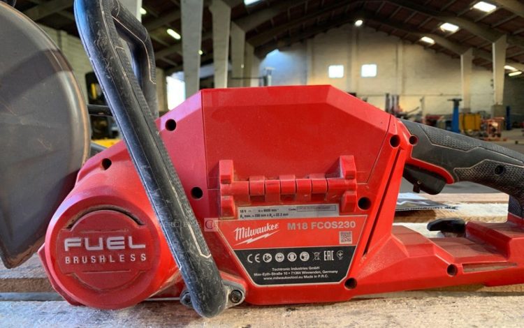 MILWAUKEE M18 FCOS230  DEC010312