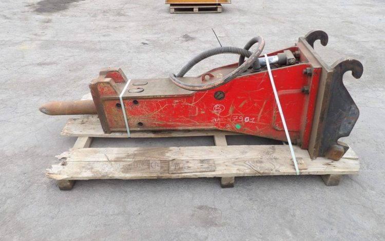 ATLAS COPCO MB1200  82MAM82025