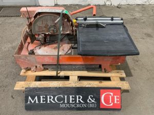HUSQVARNA   68MAM82025