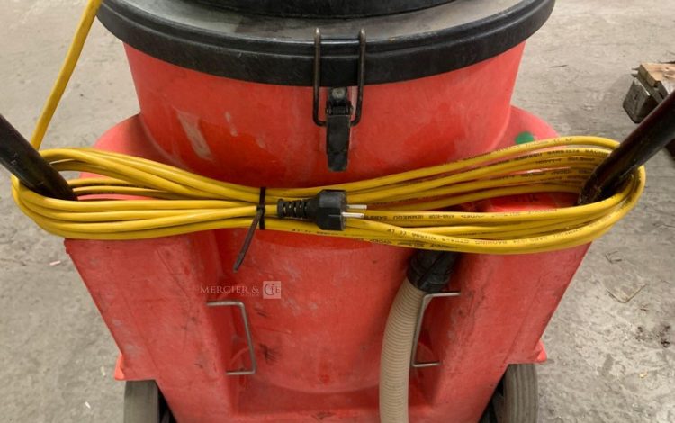 NUMATIC   61MAM82025