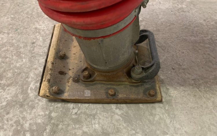 54MAM82025