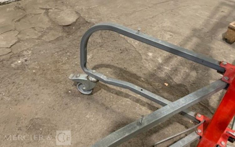 MOB MONDELIN 51370027  44MAM82025