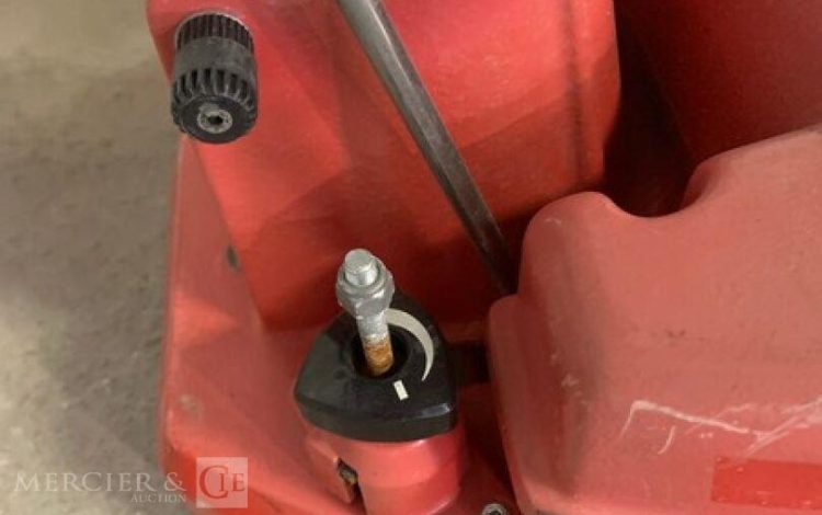 KUNZLE & TASIN SCORPION  40MAM82025