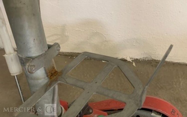 KUNZLE & TASIN SCORPION  40MAM82025