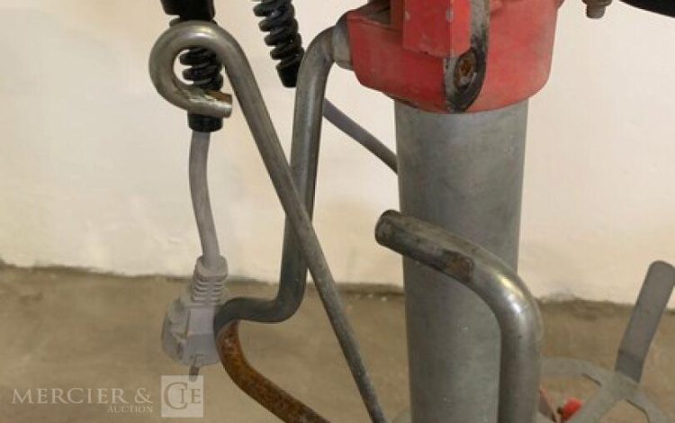 KUNZLE & TASIN SCORPION  40MAM82025