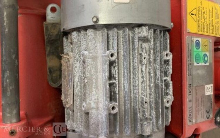 KUNZLE & TASIN SCORPION  40MAM82025