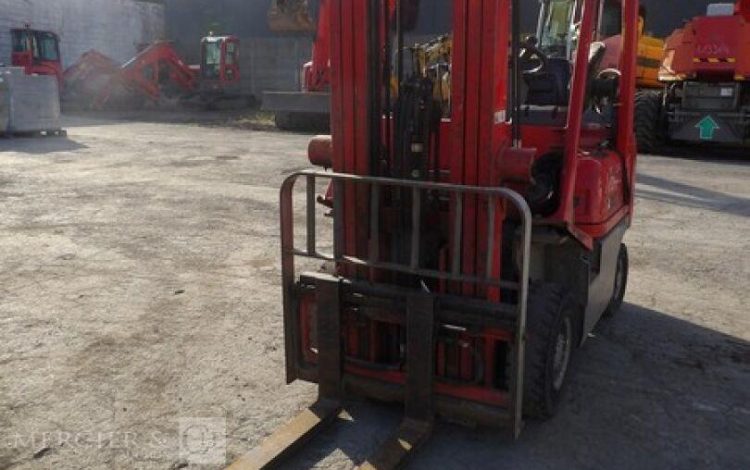 NISSAN P1D1A18LQ  113499