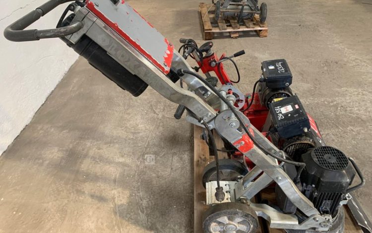 HUSQVARNA   114MAM8