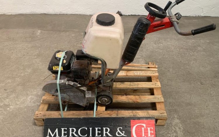 HUSQVARNA 504030106  113MAM8