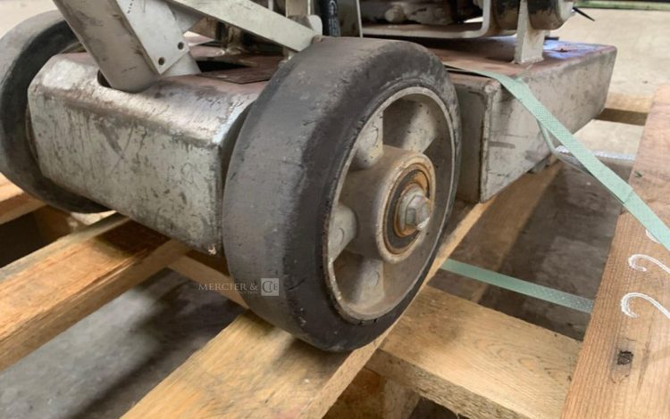 HUSQVARNA 504030106  113MAM8