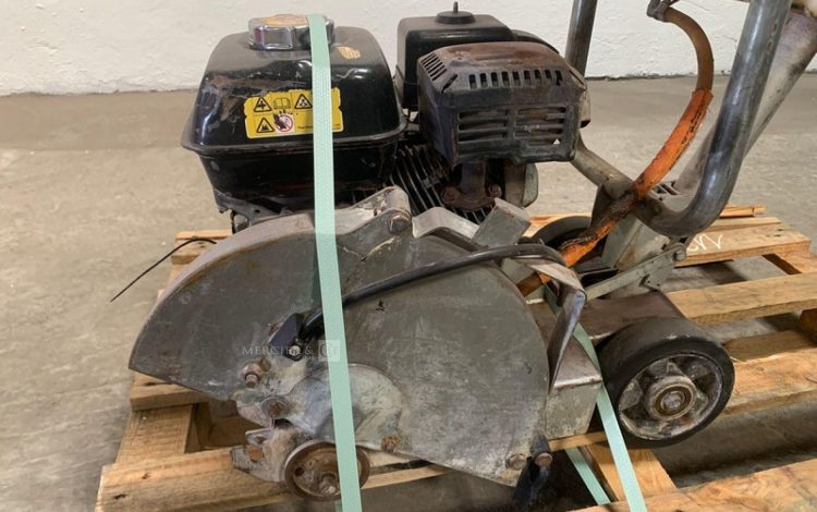 HUSQVARNA 504030106  113MAM8