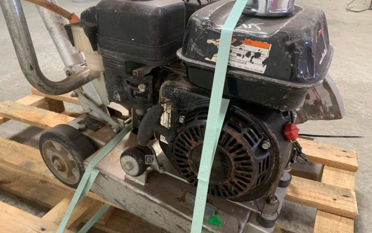 HUSQVARNA 504030106  113MAM8