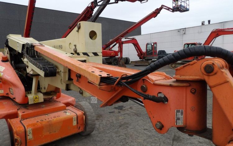 JLG E400AJPN  LE400AJP