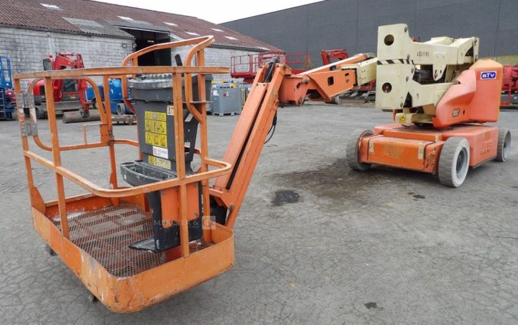 JLG E400AJPN  LE400AJP