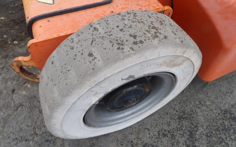 JLG E400AJPN  LE400AJP