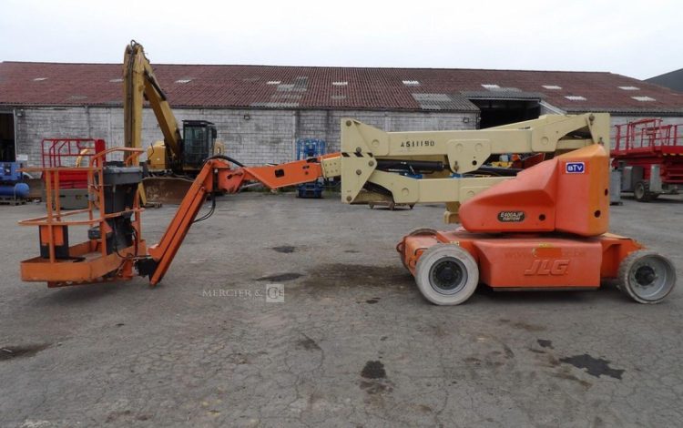 JLG E400AJPN  LE400AJP