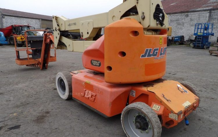 JLG E400AJPN  LE400AJP